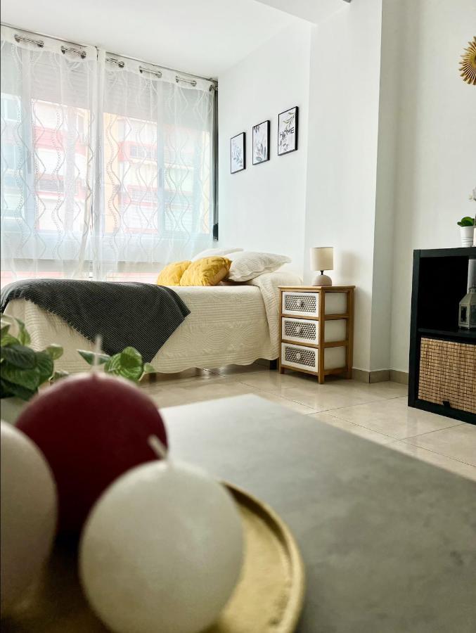 Precioso Estudio Con Piscina, Junto A La Playa Torre Del Mar Exterior photo