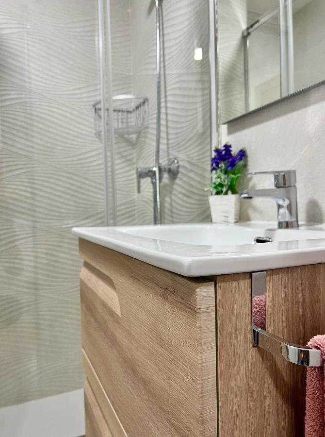 Precioso Estudio Con Piscina, Junto A La Playa Torre Del Mar Exterior photo